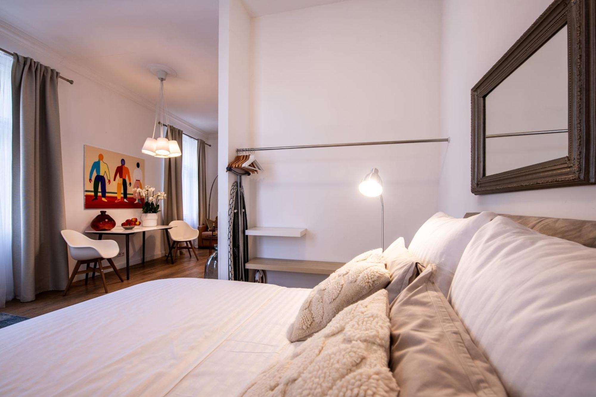 Modern Downtown Apt - Renovated, On Ideal Location Prague Extérieur photo