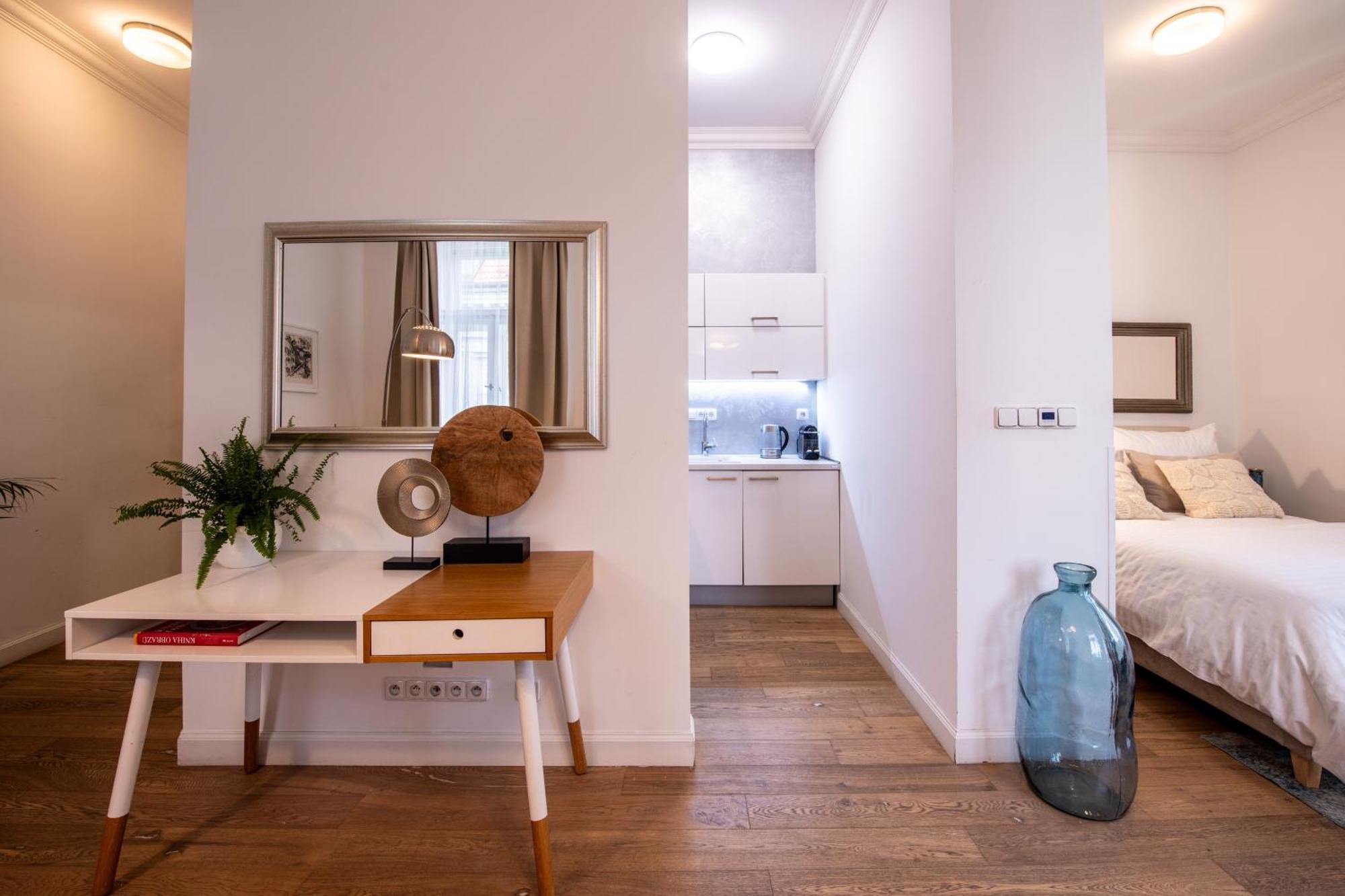 Modern Downtown Apt - Renovated, On Ideal Location Prague Extérieur photo