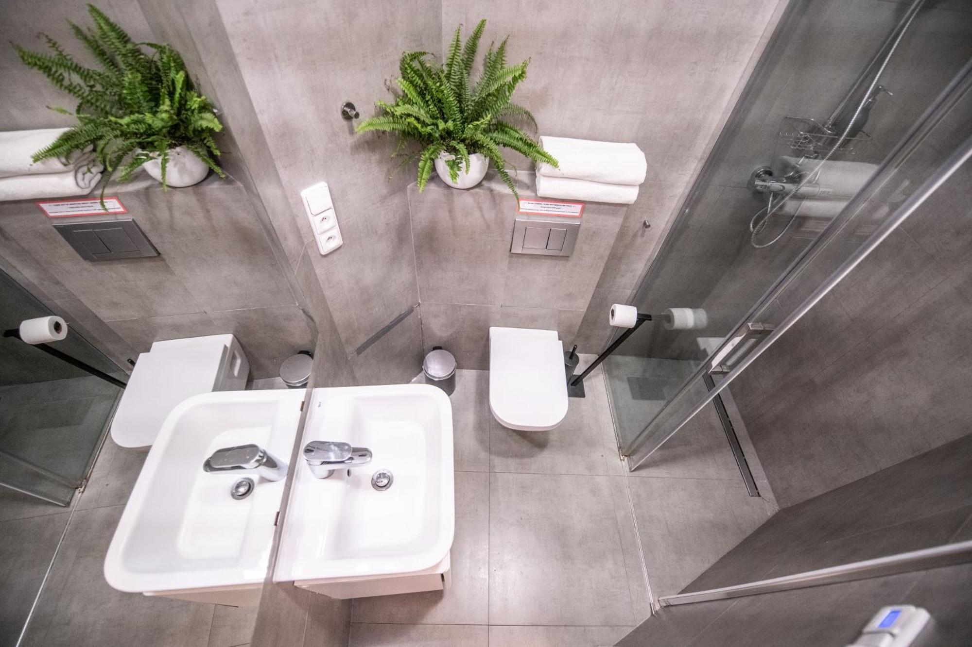 Modern Downtown Apt - Renovated, On Ideal Location Prague Extérieur photo