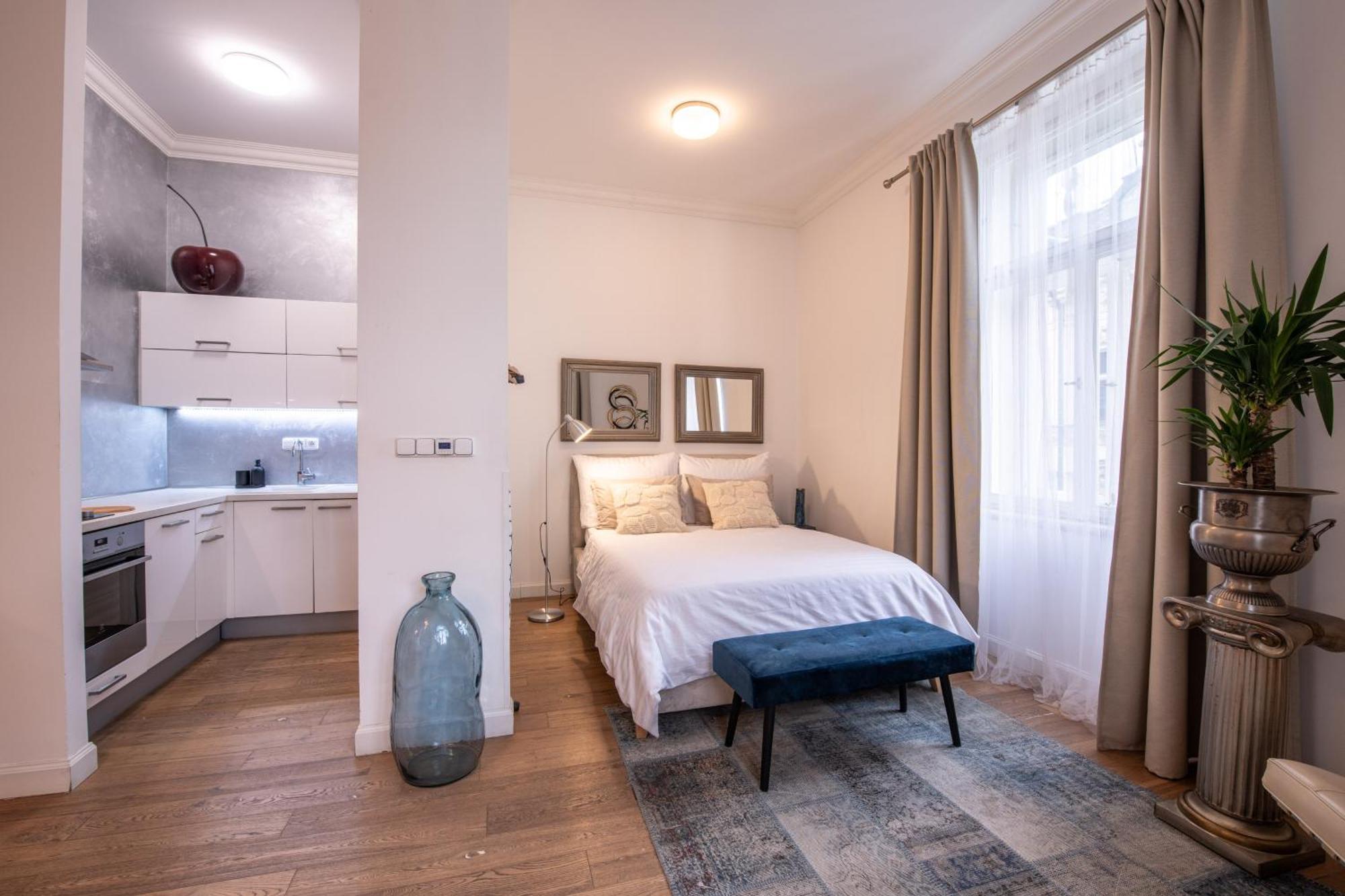 Modern Downtown Apt - Renovated, On Ideal Location Prague Extérieur photo