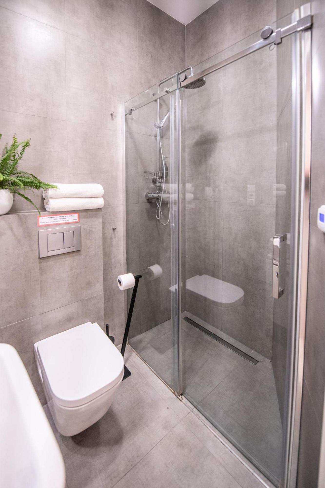 Modern Downtown Apt - Renovated, On Ideal Location Prague Extérieur photo