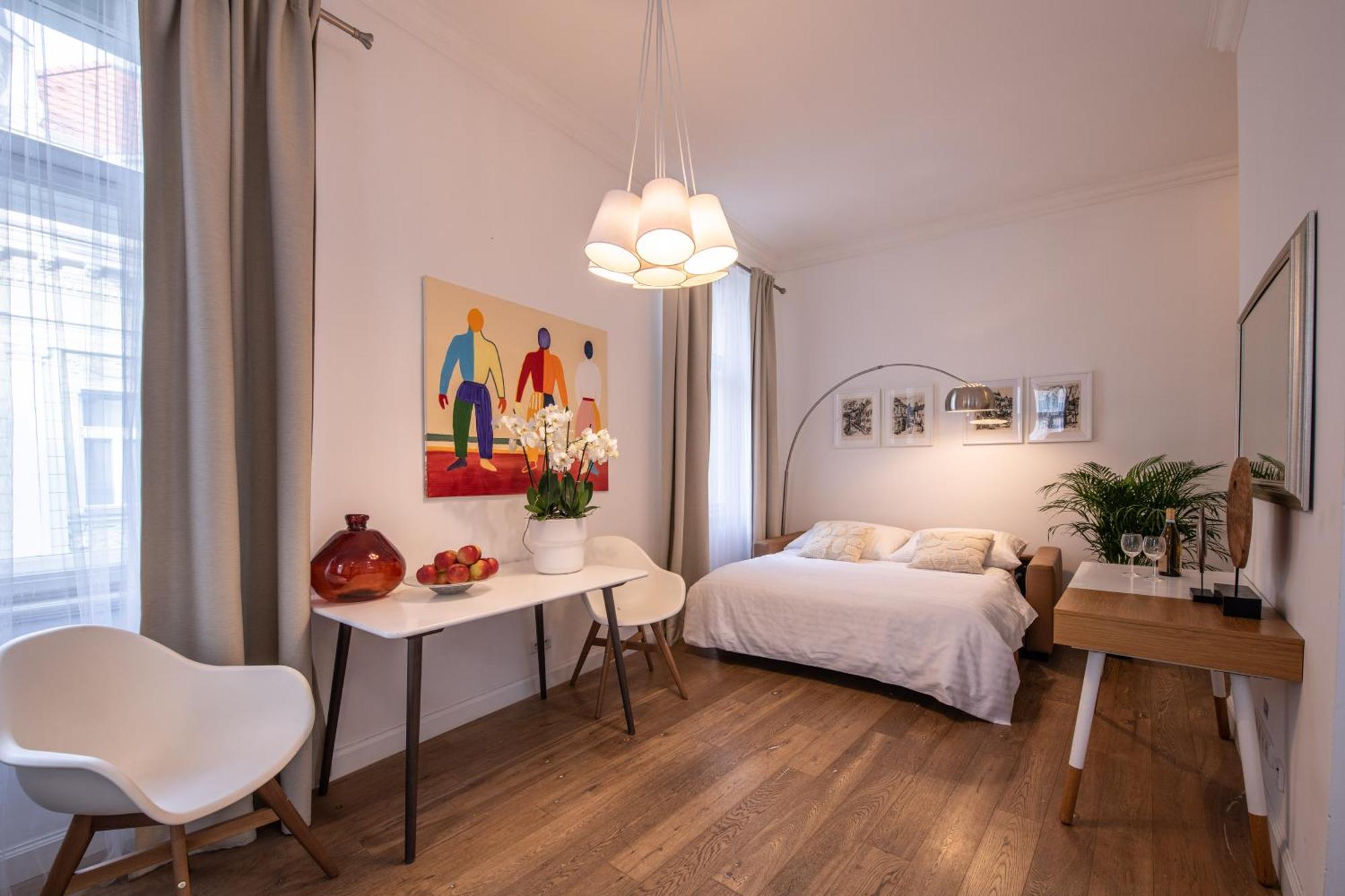 Modern Downtown Apt - Renovated, On Ideal Location Prague Extérieur photo