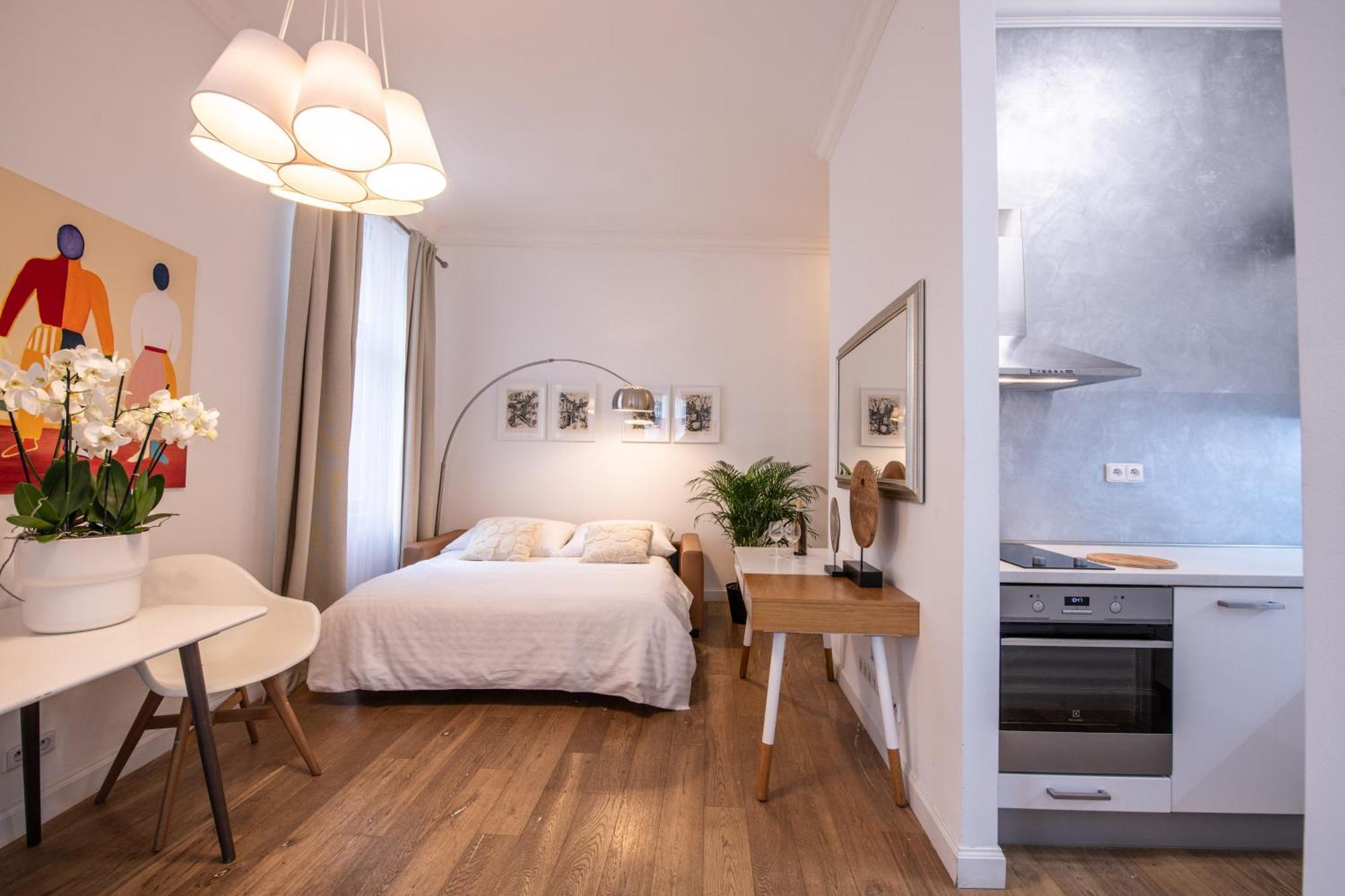 Modern Downtown Apt - Renovated, On Ideal Location Prague Extérieur photo